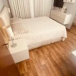 Casa De Ferias 850 M Da Praia Centro Bc